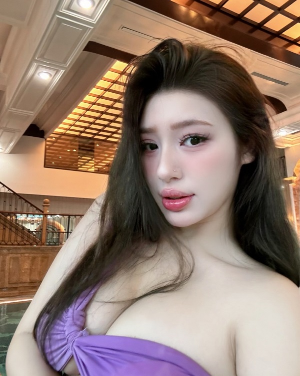 Ảnh hotgirl Hồng Sang bikini 5