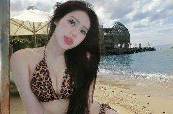 99+ Ảnh hotgirl Hồng Sang bikini khoe vòng một căng tròn