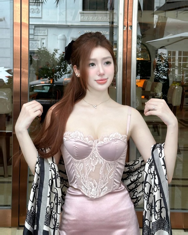 Ảnh hotgirl Hồng Sang sexy 12