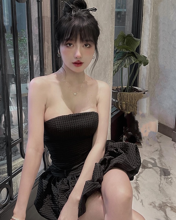 Ảnh hotgirl Khánh Linh sexy gợi cảm  18