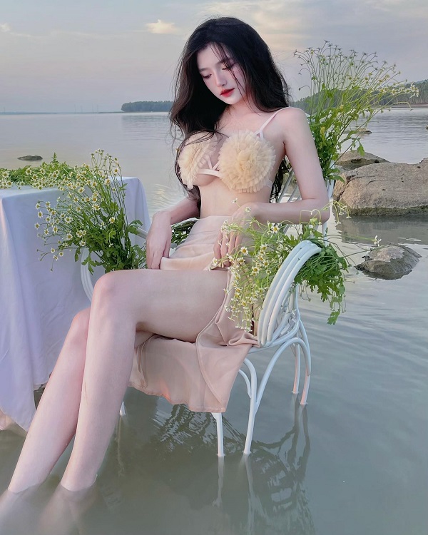 Ảnh hotgirl Khánh Linh sexy gợi cảm  9