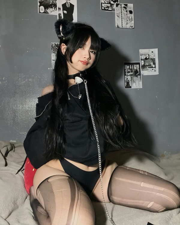 Ảnh hotgirl Ly Ly sexy gợi cảm 3