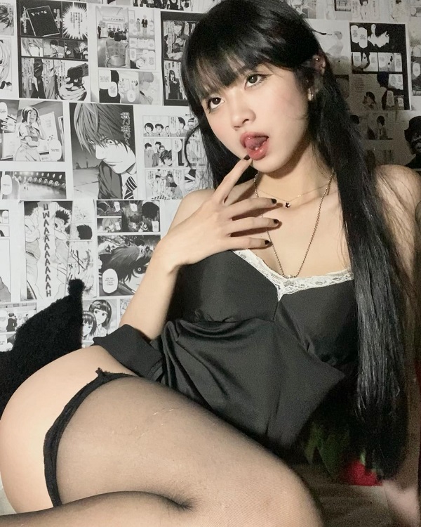 Ảnh hotgirl Ly Ly sexy gợi cảm 6