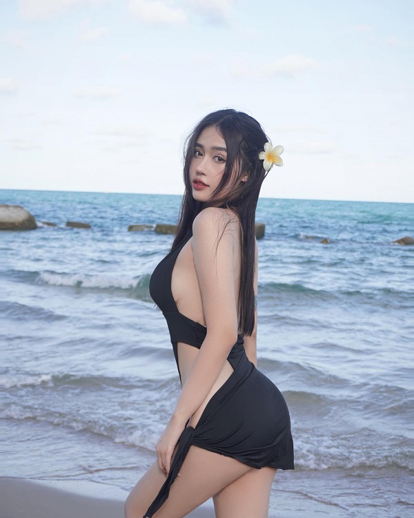 Ảnh hotgirl Trần Hải Ngân sexy 17