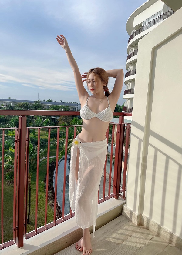 Ảnh hotgirl Trân Trần bikini nóng bỏng 3