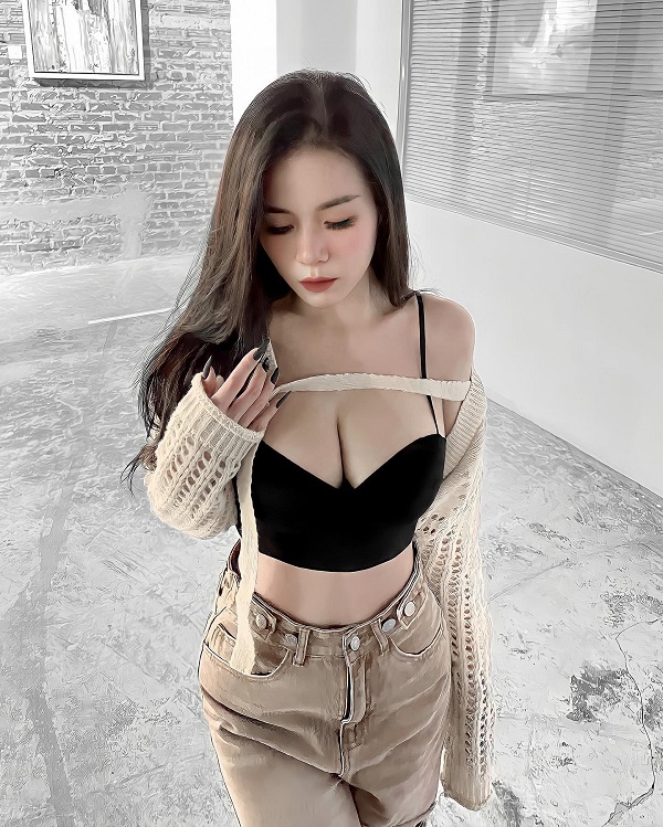 Ảnh Nguyễn Hương Giang sexy 5