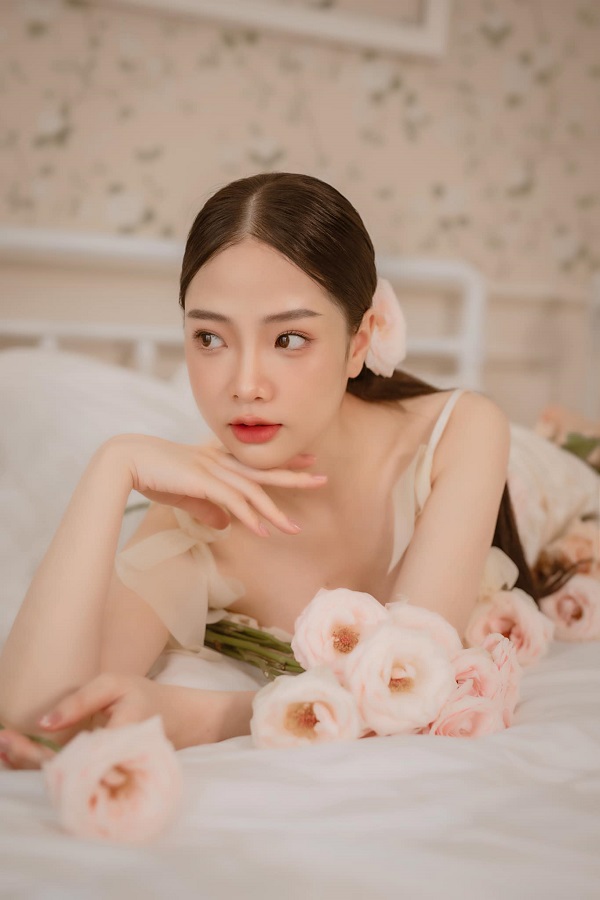 Ảnh Phạm Hoàng Châu Anh sexy 16