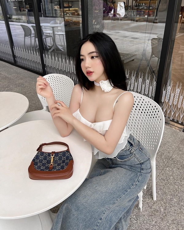 Ảnh Sulli Nguyễn sexy gợi cảm 19