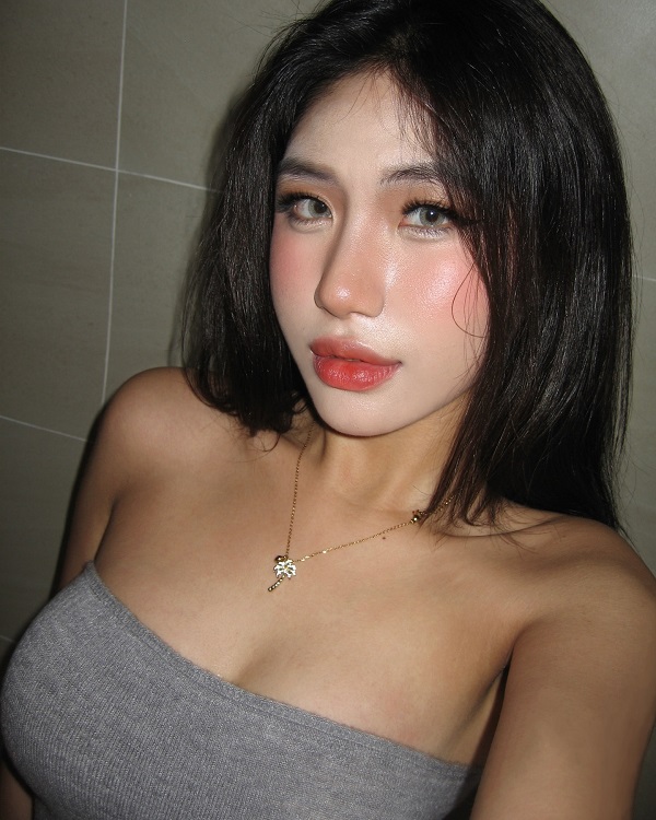 Ảnh tiktoker Anh Thu sexy gợi cảm 9