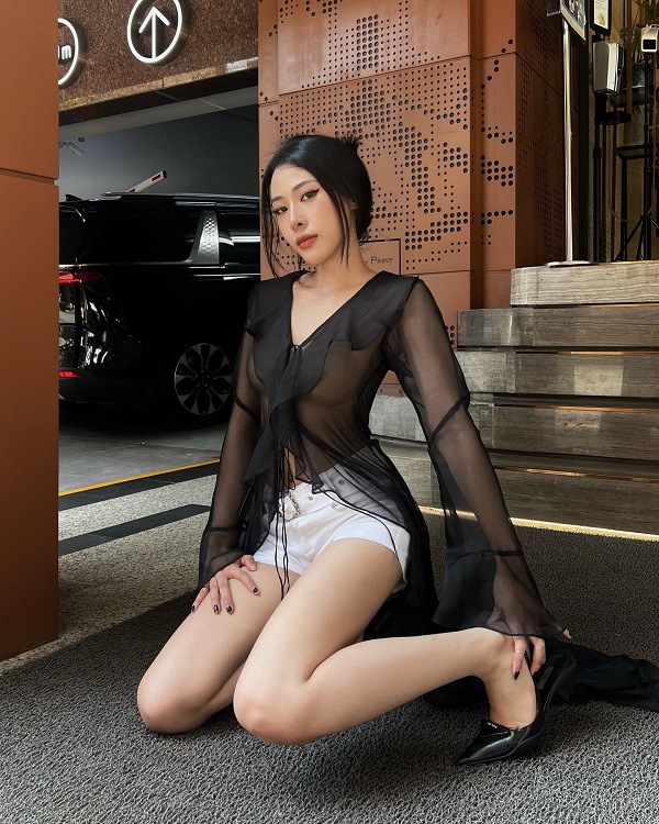 Ảnh tiktoker Linh Mèo sexy 11