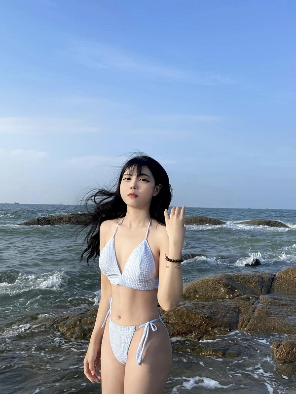 Ảnh Trần Nhật Hà Phương bikini gợi cảm 8