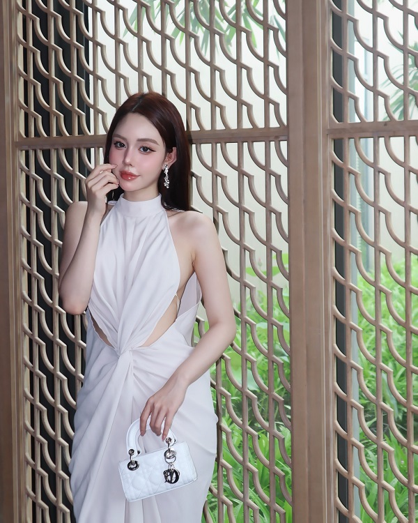 Ảnh Chu Mạc Thúy Quỳnh sexy 18