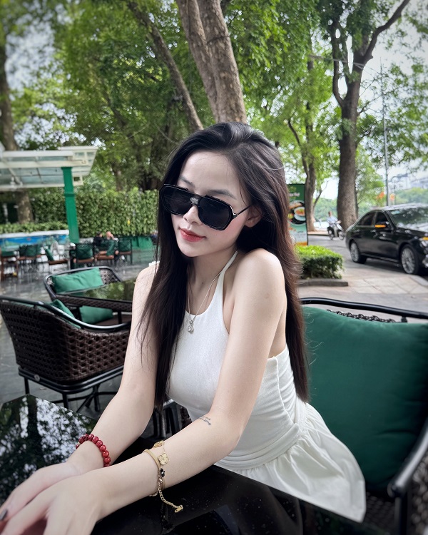 Ảnh hotgirl Lưu Chinh sexy gợi cảm 15