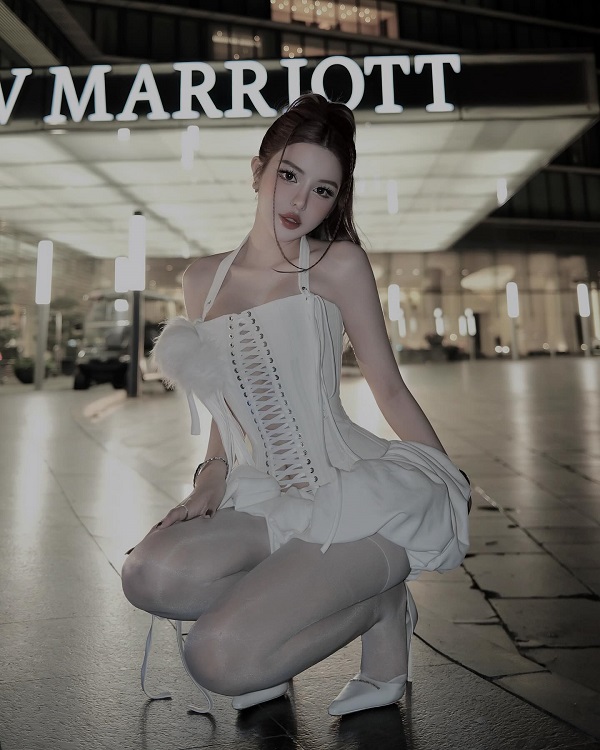 Ảnh hotgirl Mai Phương Bùi sexy 3