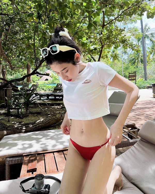 Ảnh tiktoker Thái Ngọc San bikini 15