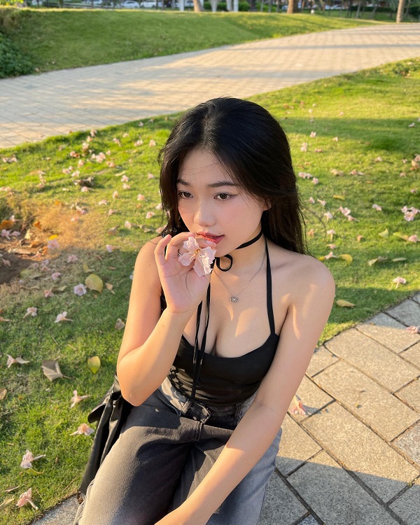 Ảnh Võ Dương Ngọc Huyền sexy 20