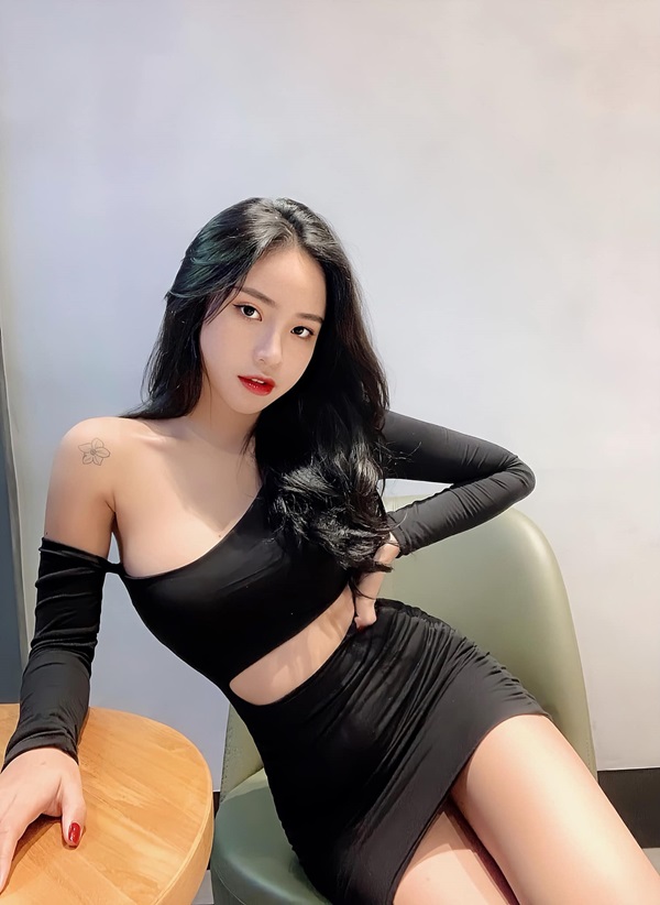 Ảnh Vân Anh Nguyễn sexy 18