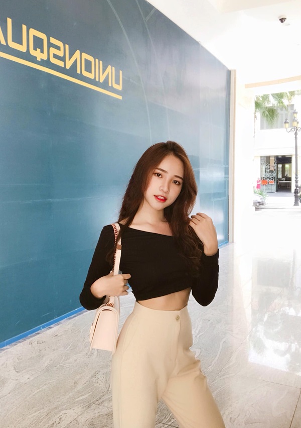 Ảnh Vân Anh Nguyễn sexy 4