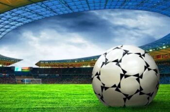 Vẻ đẹp của thể thao và những khoảnh khắc khó quên trên sân cỏ